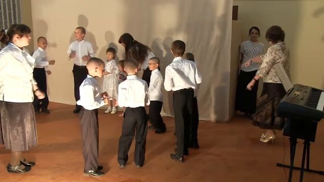 Праздник в детском доме "Павлин", в селе Мышкино. Часть 2 смотреть онлайн