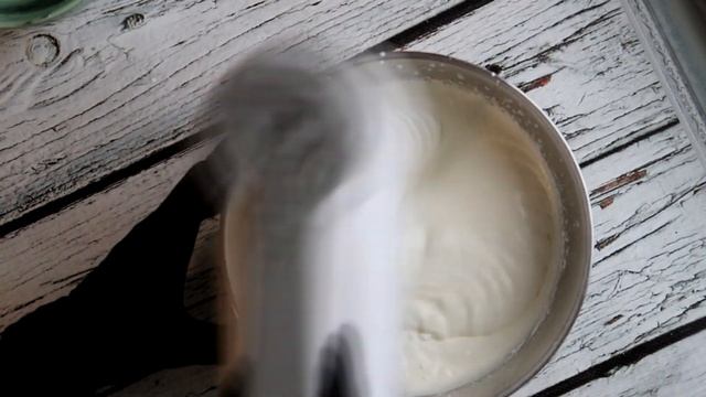 Праздничный торт за пару часов! Торт без выпечки - рецепт. Торт ШОКОЛАД-СМОРОДИНА смотреть онлайн