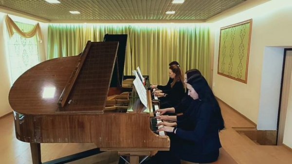 Карл Дженкінс "Palladio": I частина "Allegretto". Обробка Яни Гуцол. 8 рук.