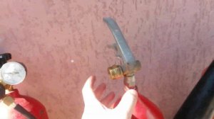 03 - Углекислотный огнетушитель для сварочного полуавтомата