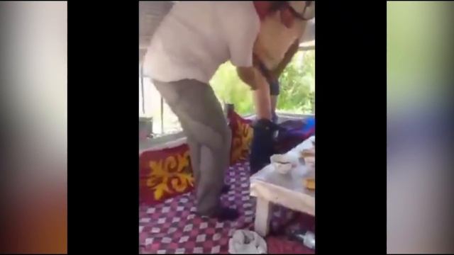 ЧАЛЫН уруп КОЙГОН аял / 50дөгү КИШИ 10 жашар кызга КЫЗЫГЫП/ ЖАПАРОВДУН ийгиликтүү сапары ЭЛ үчүн ЗО смотреть онлайн