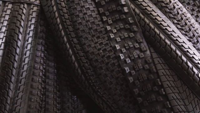 From Tires to Team Mascots: Bringing Tire Art to the 81st Goodyear Cotton Bowl Classic смотреть онлайн