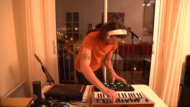 Live Looping Session (Boss RC-505) #1 - The Shaman Drums project смотреть онлайн