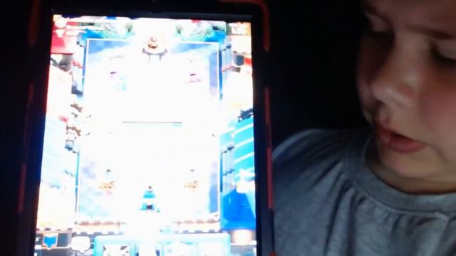 playing clash royale at 3am смотреть онлайн