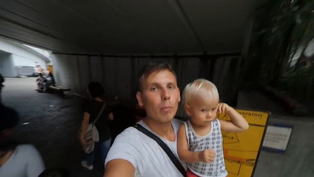 Прогулки по Гонконгу Vol.1 ( Central Mid-Levels Escalator, Ночной Гонконг)