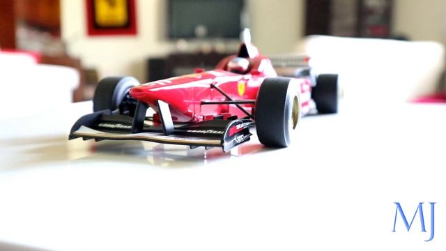 Ferrari F1 F310 By MiniChamps 1/18 смотреть онлайн