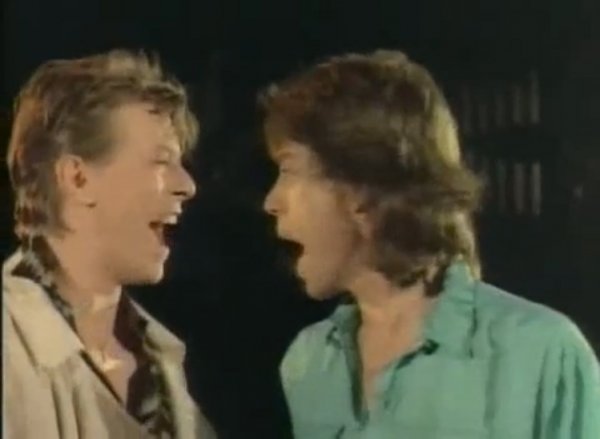 David Bowie & Mick Jagger - "Dancing In The Street" (1985)