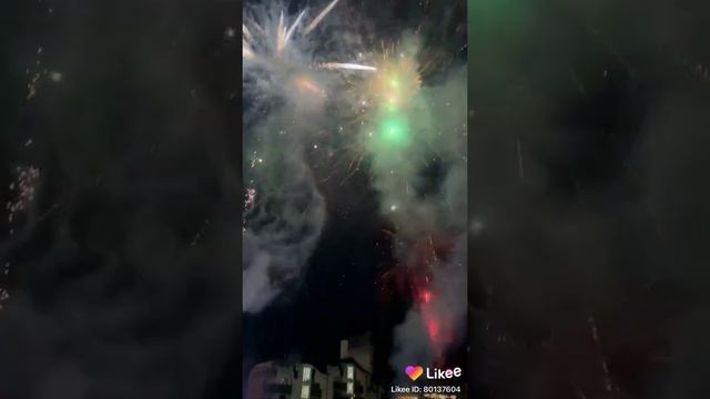 #Likee Буковель Салют Новый Год 2021 #bukovel #TikTok #PolinkaMalinkaTv #PolinkaMalinkaTvLik смотреть онлайн