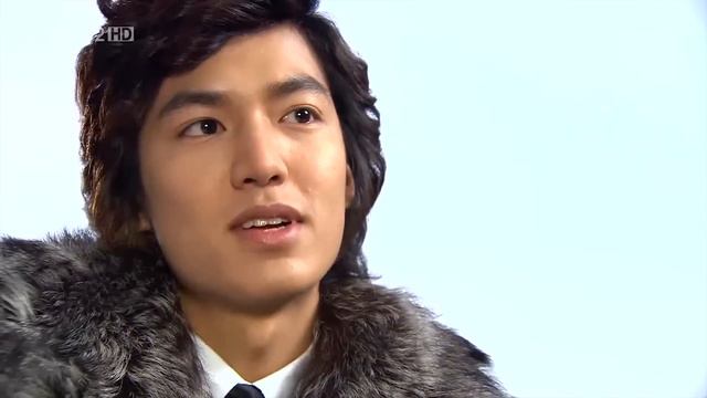ТОПОВЫЕ БЛОГЕРЫ УНИЖАЮТ ШКОЛОБЛОГЕРОВ l boys before flowers l Мальчики краше цветов смотреть онлайн