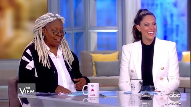 Whoopi Goldberg's New Hair! | The View смотреть онлайн