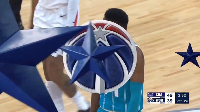 Brandon Miller MONSTER Poster Dunk but it's Called Offensive Fouls смотреть онлайн