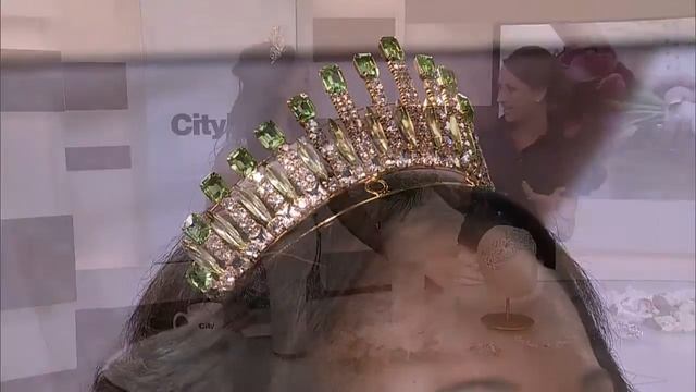 Incredible Bridal Hair Accessories