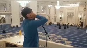 ✔Самый Красивый Азан в мечети أجمل أذان Amazing azan beautiful
