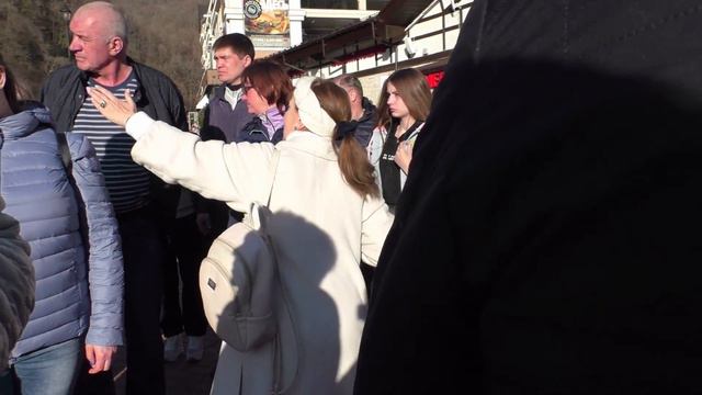 Экскурсия на Красную поляну Продолжение. С голосом экскурсовода ВЕРШИНА 2200 Мои расходы и покупки смотреть онлайн