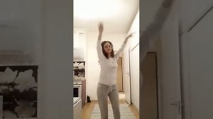 ТАДЖИЧКА ТАНЦУЕТ