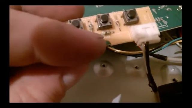 Непонятный ремонт LCD телевизора TCL смотреть онлайн