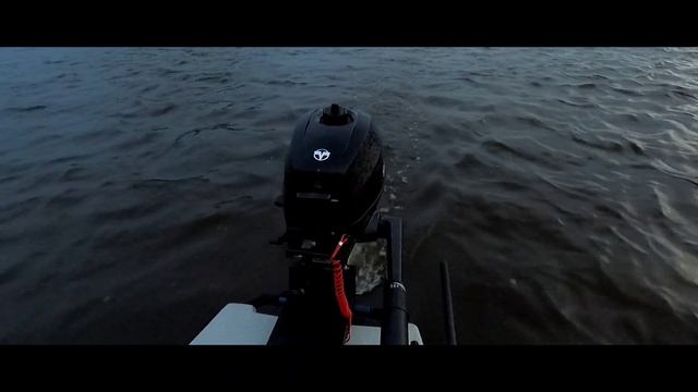 Pro Angler 17T with 3.5hp Tohatsu 4 stroke outboard. Start of motor Break in. смотреть онлайн