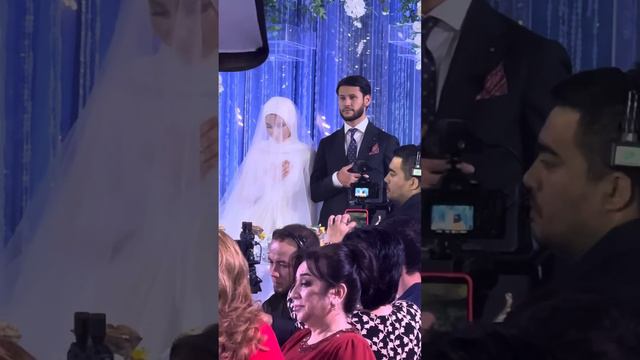 ЁРҚИНХЎЖА УМАРОВНИНГ ОНАСИ ЎҒЛИНИНГ ТЎЙИДА ЎЗИ ЁР ЁР АЙТДИ смотреть онлайн