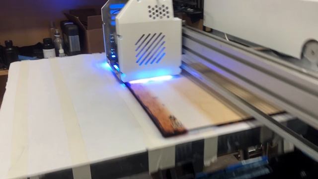 "Ипполит Матвеевич" в деле. Пример печати на фанере 4 мм. УФ принтер формата 60х75 см. смотреть онлайн