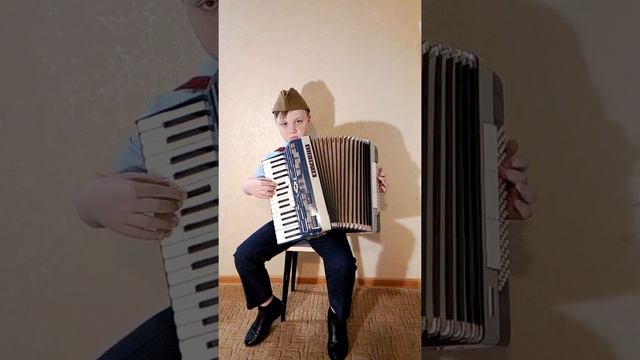 Толкунов Артём " В земляне" смотреть онлайн