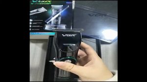 Машинка для стрижки волос VGR V-256