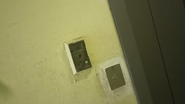 лифт кмз 1998 года перед заменой. адрес старонародная улица 2 подъезд любой смотреть онлайн