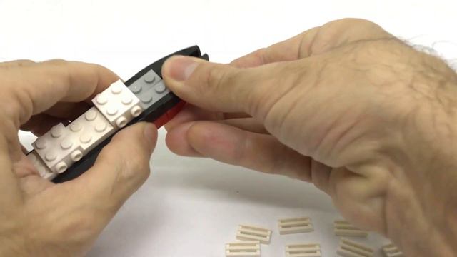 Mini LEGO Titanic (TUTORIAL) смотреть онлайн