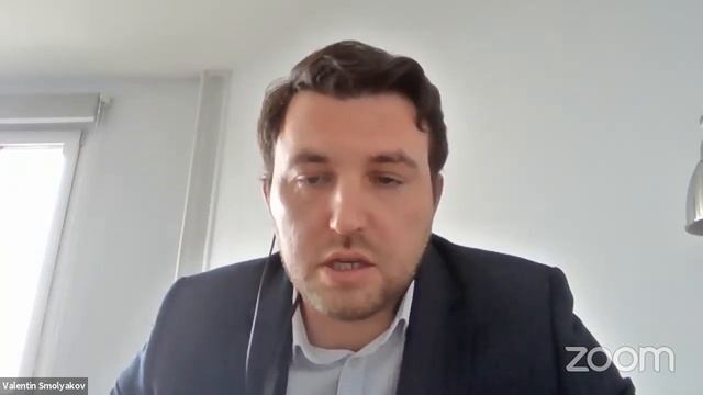 Leaders Talk c Валентином Смоляковым смотреть онлайн