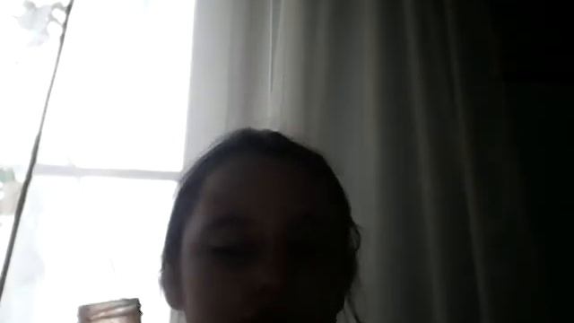 Смешала все напитки и выпила! смотреть онлайн