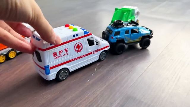 Box full of Model Car Jaguar, Nissan, Audi, Maserati, Peugeot, Pickup Truck , Police Pickup Truck 5 смотреть онлайн