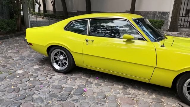El carro que salvo a Ford - Ford Maverick Americano 1972 Grabber смотреть онлайн