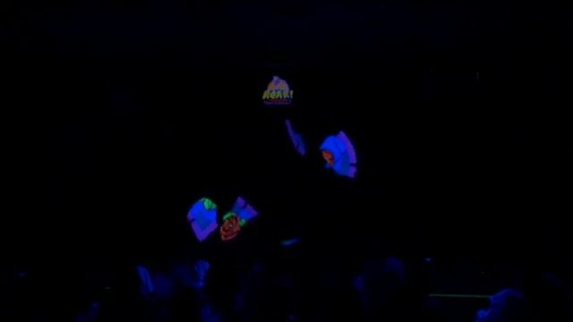 Something Beautiful Blacklight Presentation by Virtuous Reality смотреть онлайн