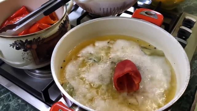 Маринованный красный перец с цветной капустой смотреть онлайн