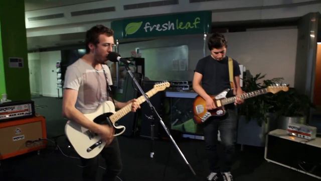 Ameira - Stay (BBC Introducing Humberside Session) смотреть онлайн