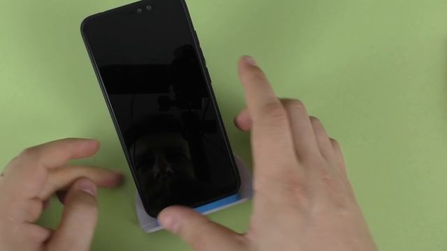 Универсальное крепление подставка для телефона / планшета смотреть онлайн