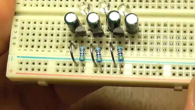 Простая схема на транзисторах - бегущие огни смотреть онлайн