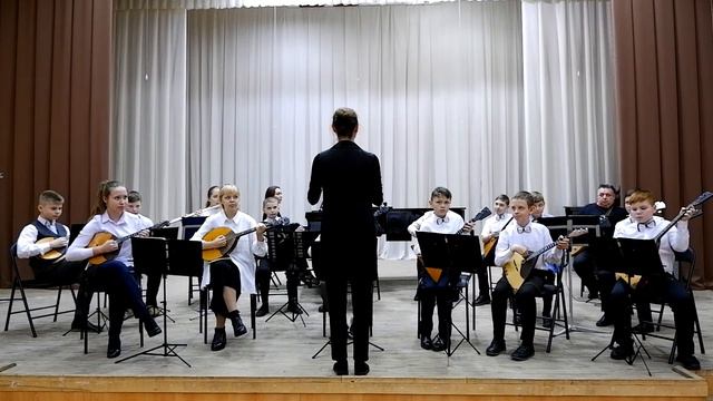 Я играю на домре в оркестре!!! смотреть онлайн