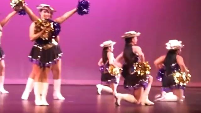 ROY MILLER HIGH SCHOOL - HIGHSTEPPERS смотреть онлайн