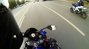 Suzuki GSX-750R vs 1000R