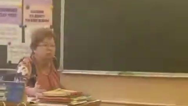 Сора учителя и учеников в классе. смотреть онлайн