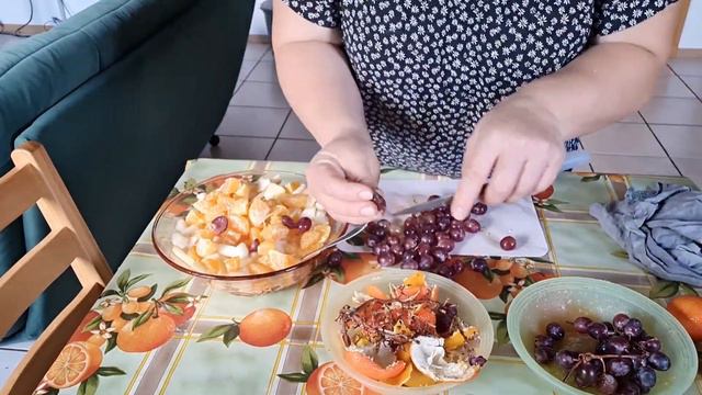 Небольшая покупочка/вкусный десерт/Быстрый салат/ Покосили траву смотреть онлайн