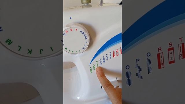Comprendre les points de sa machine à coudre смотреть онлайн