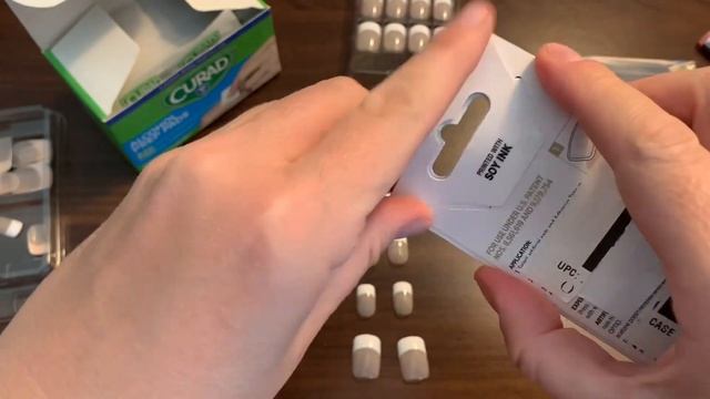 Как легко наклеить накладные ногти без клея. Французский Маникюр смотреть онлайн