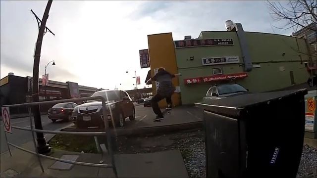 Travis Emerson Random B-Line Clips смотреть онлайн