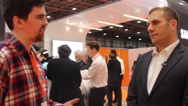 Samsung Gear S at Wearable Technology Show 2015 смотреть онлайн