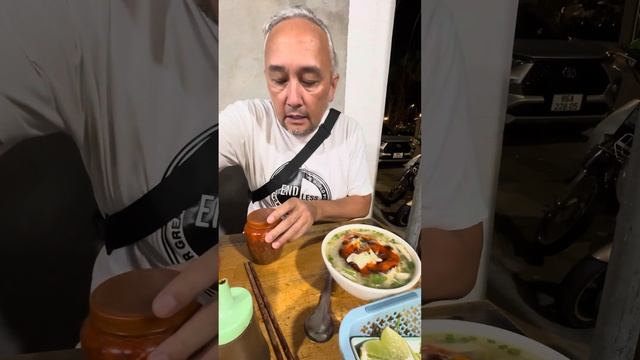 Как правильно кушать Вьетнамский суп Фо??