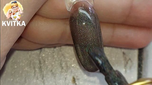 Born Pretty: Что модно на ногтях это гель-лак кошачий глаз с эффектом призма, а также топ с поталью смотреть онлайн