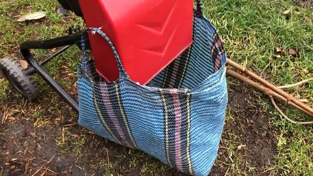 Полезный помощник в саду! Садовый измельчитель. смотреть онлайн