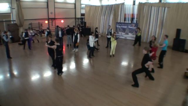 J&J Rising Star 1/4, 1 заход, 3 смена смотреть онлайн