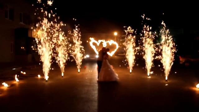 горящие сердца и фонтаны от компании "Счастье есть!" Волгоград смотреть онлайн